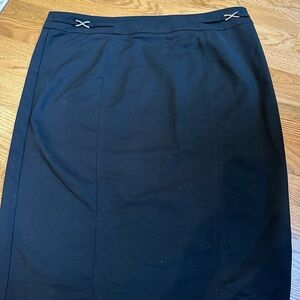 7th Avenue - Black Pencil Skirt - Size 16